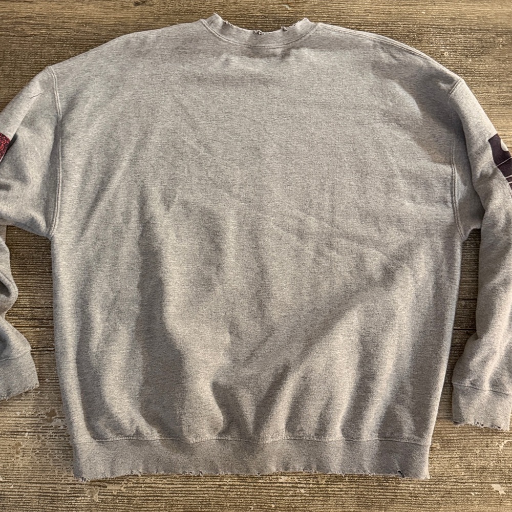 Urban Outfitters Jefferson Airplane oversized gray crewneck sweatshirt - Picture 6 of 6